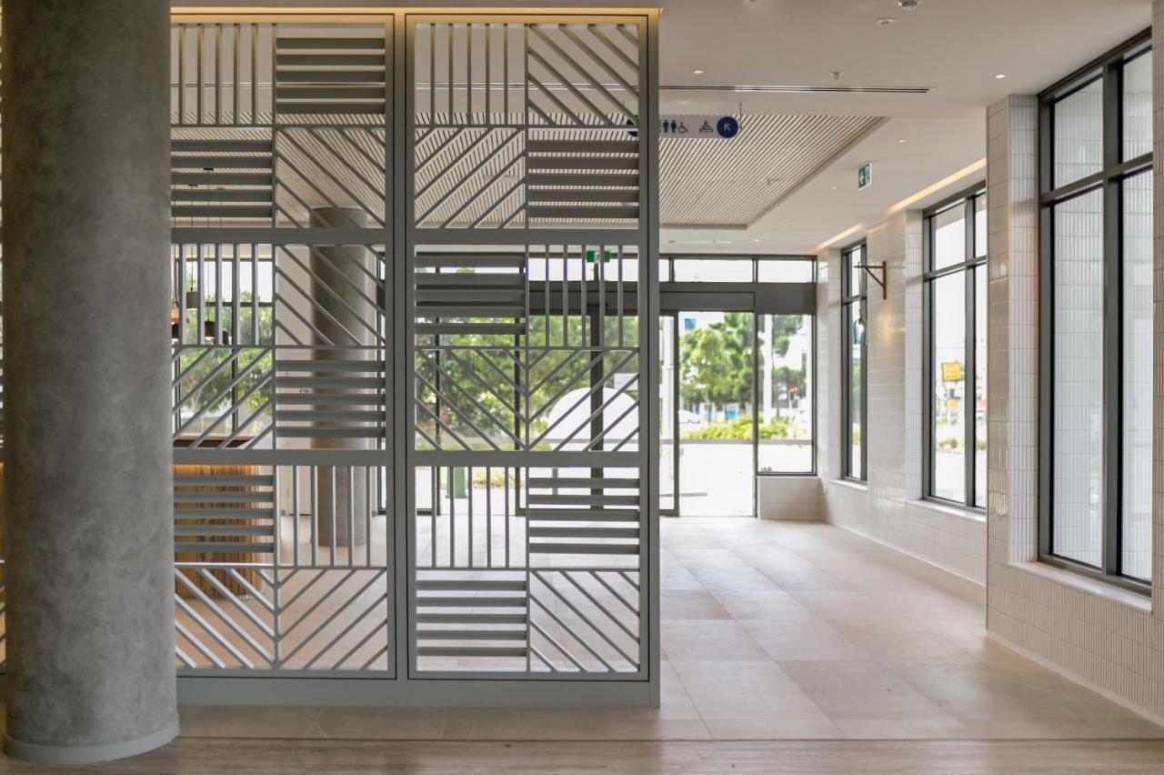 Holiday Inn Express & Suites Sunshine Coast By Ihg マルーチードール エクステリア 写真
