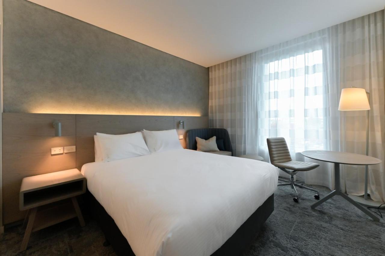 Holiday Inn Express & Suites Sunshine Coast By Ihg マルーチードール エクステリア 写真