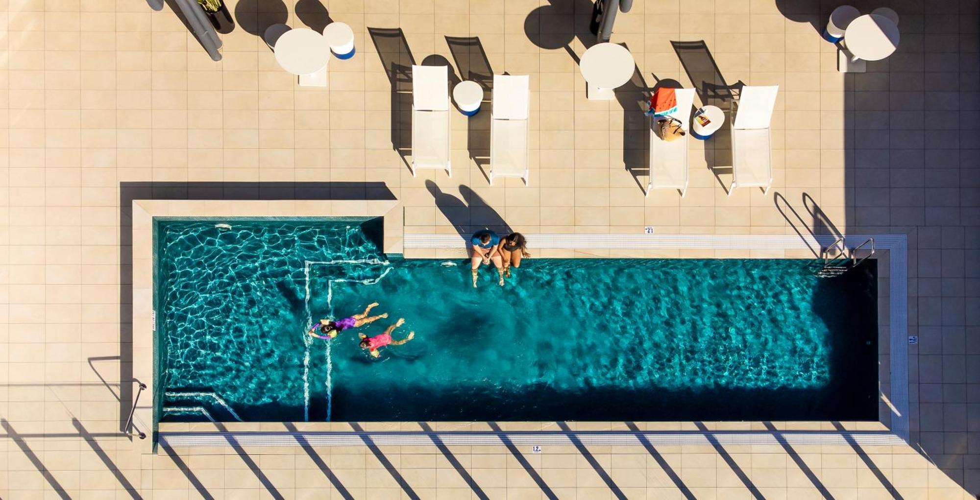 Holiday Inn Express & Suites Sunshine Coast By Ihg マルーチードール エクステリア 写真