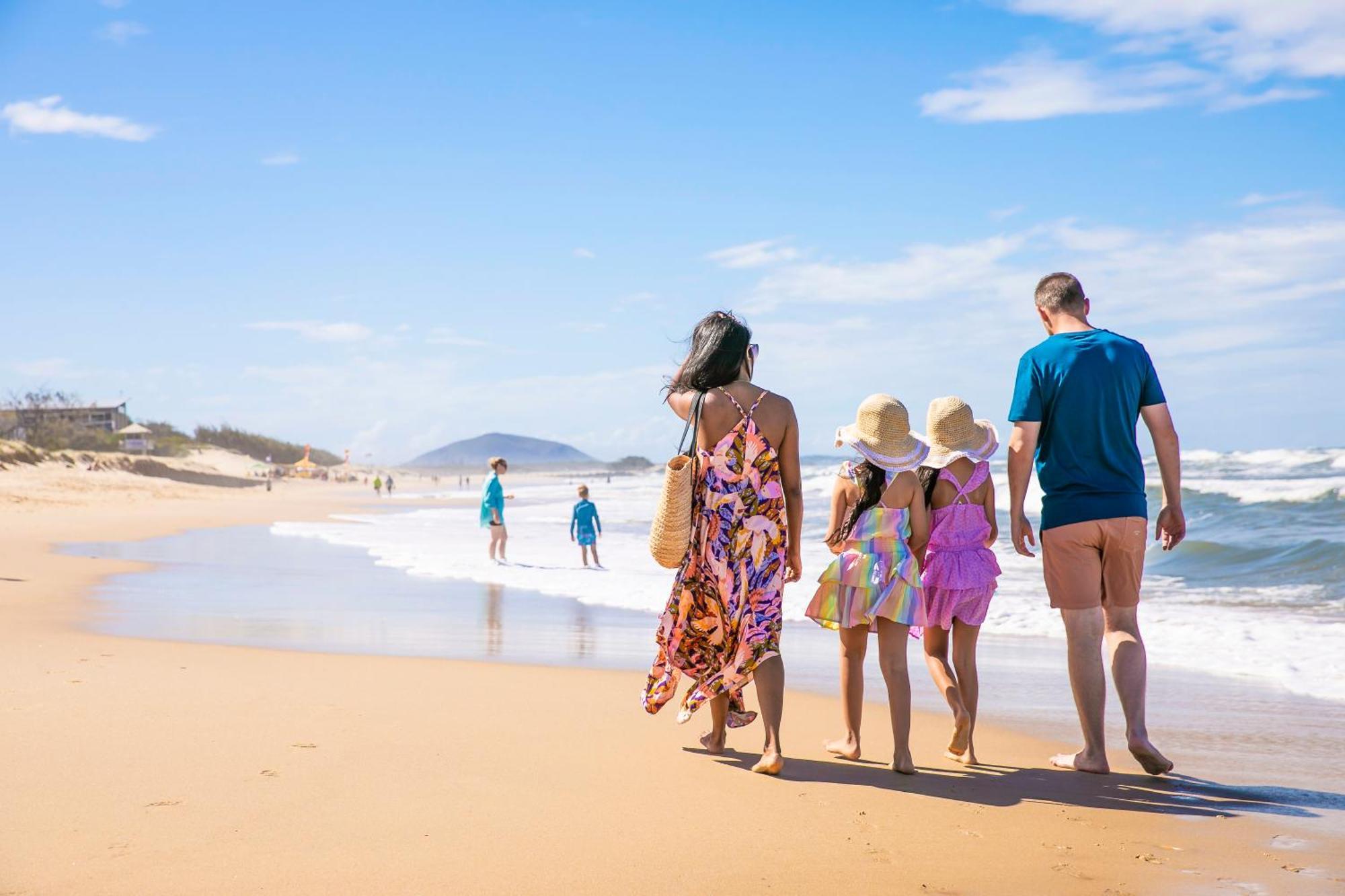 Holiday Inn Express & Suites Sunshine Coast By Ihg マルーチードール エクステリア 写真