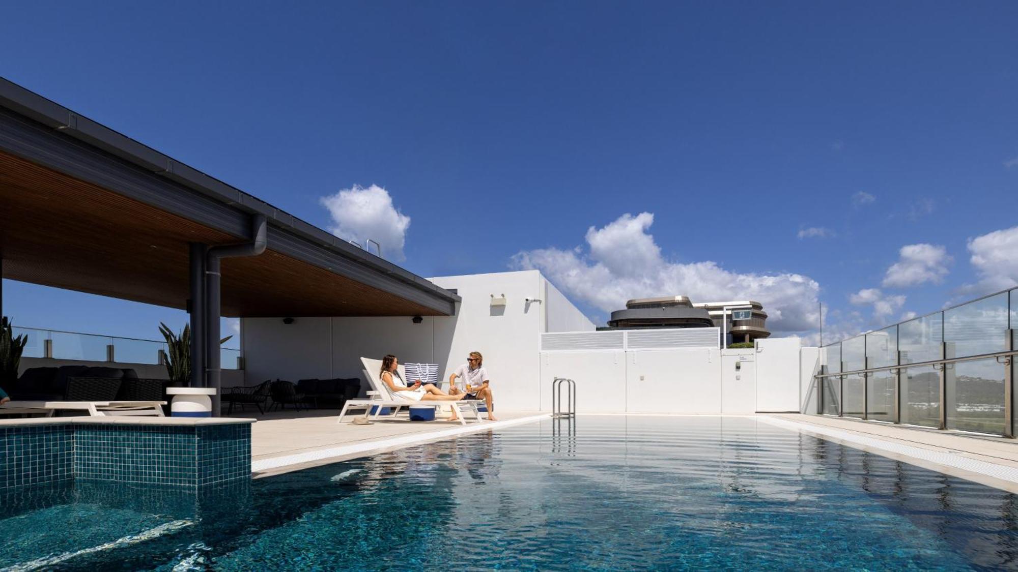 Holiday Inn Express & Suites Sunshine Coast By Ihg マルーチードール エクステリア 写真